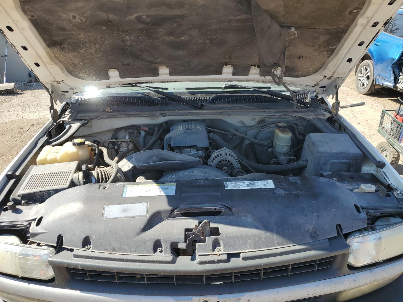 2000 Chevrolet Silverado C1500 VIN: 2GCEC19T3Y1312099 Lot: 84643115