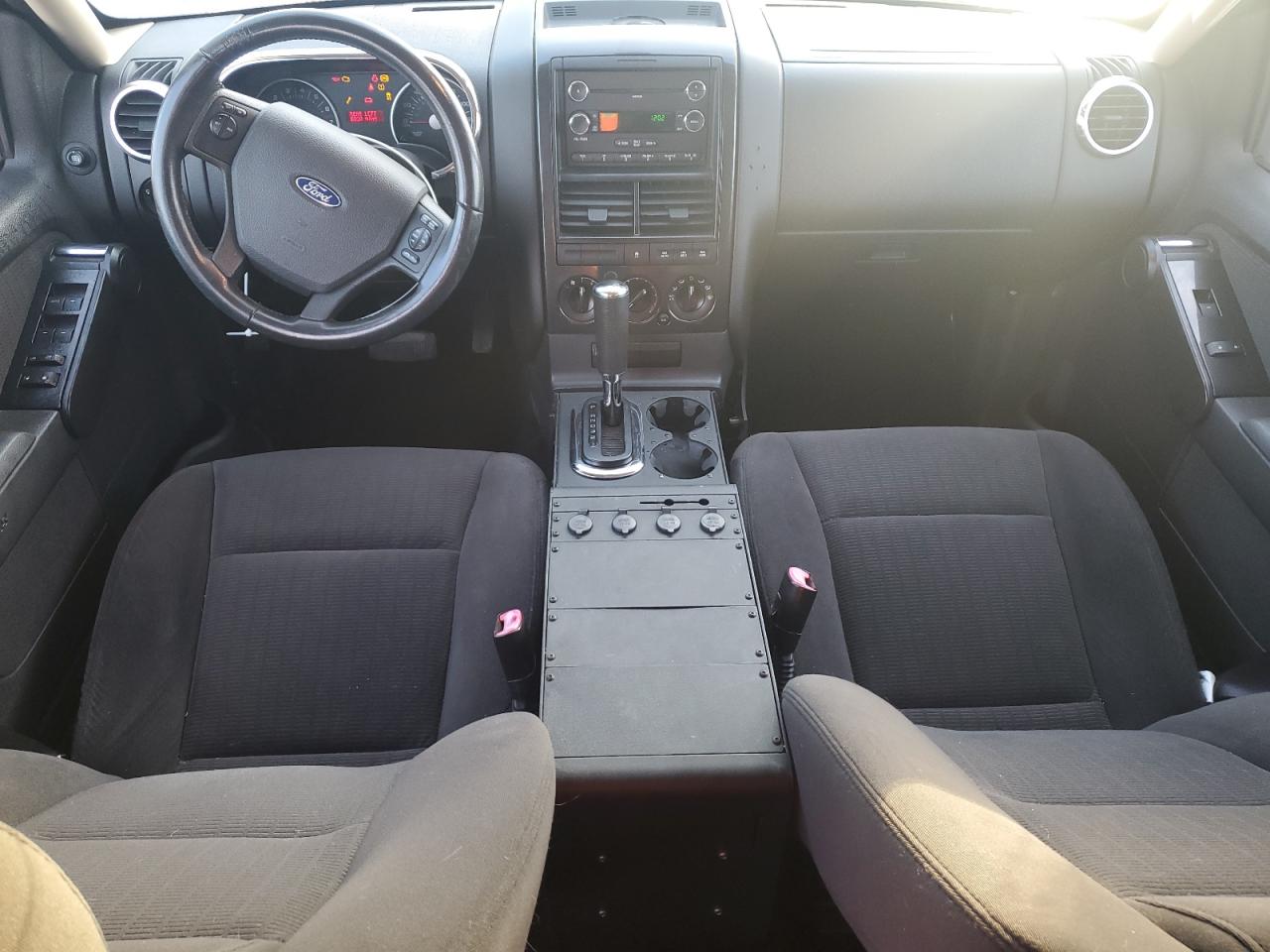 2010 Ford Explorer Xlt VIN: 1FMEU7D87AUA09772 Lot: 84935835