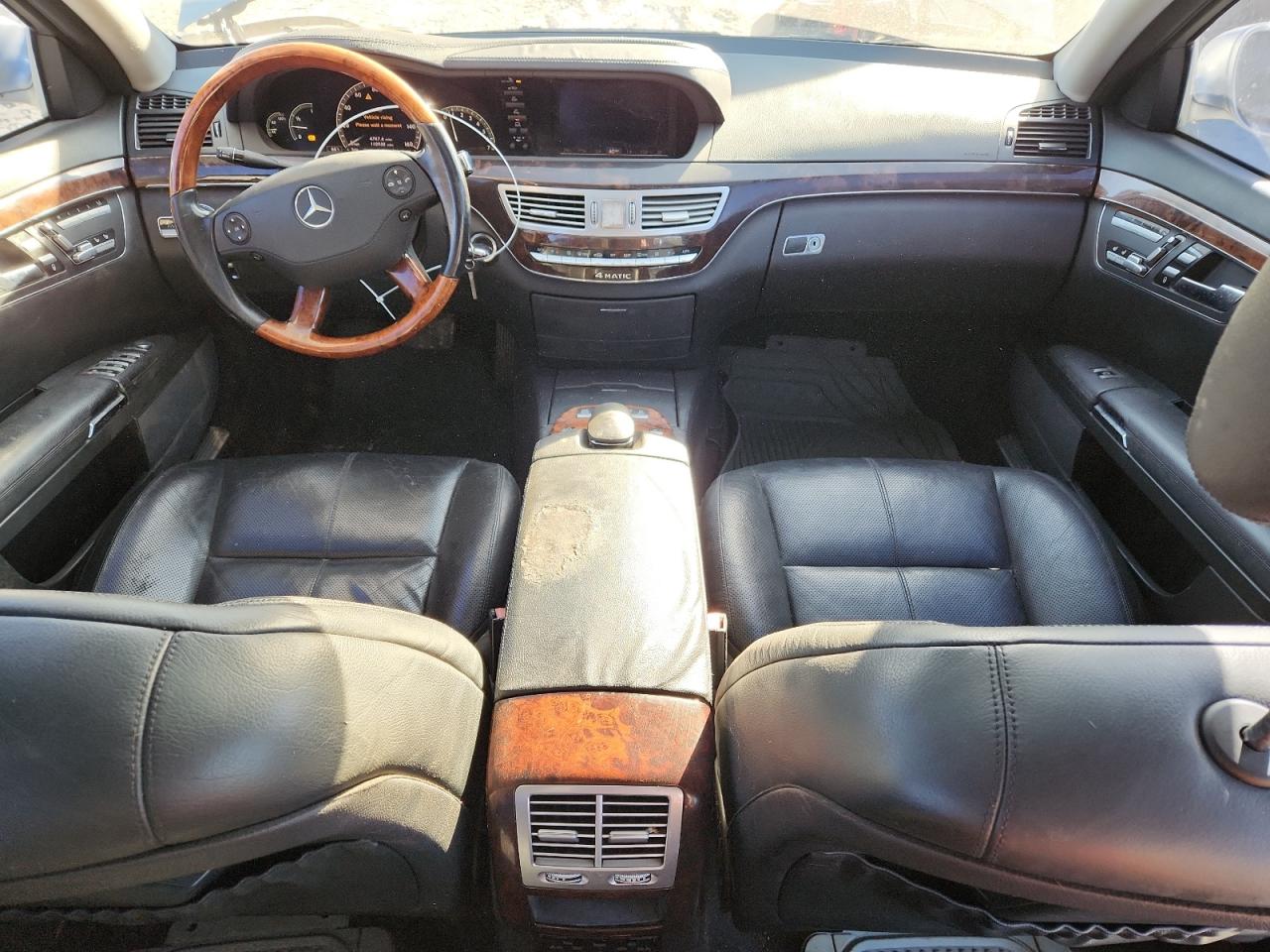 2007 Mercedes-Benz S 550 4Matic VIN: WDDNG86X37A111415 Lot: 82674975