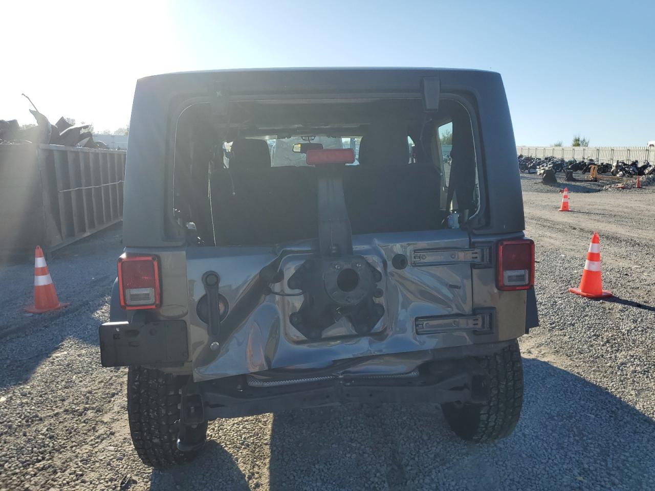 2017 Jeep Wrangler Sport VIN: 1C4AJWAG2HL722595 Lot: 85824565