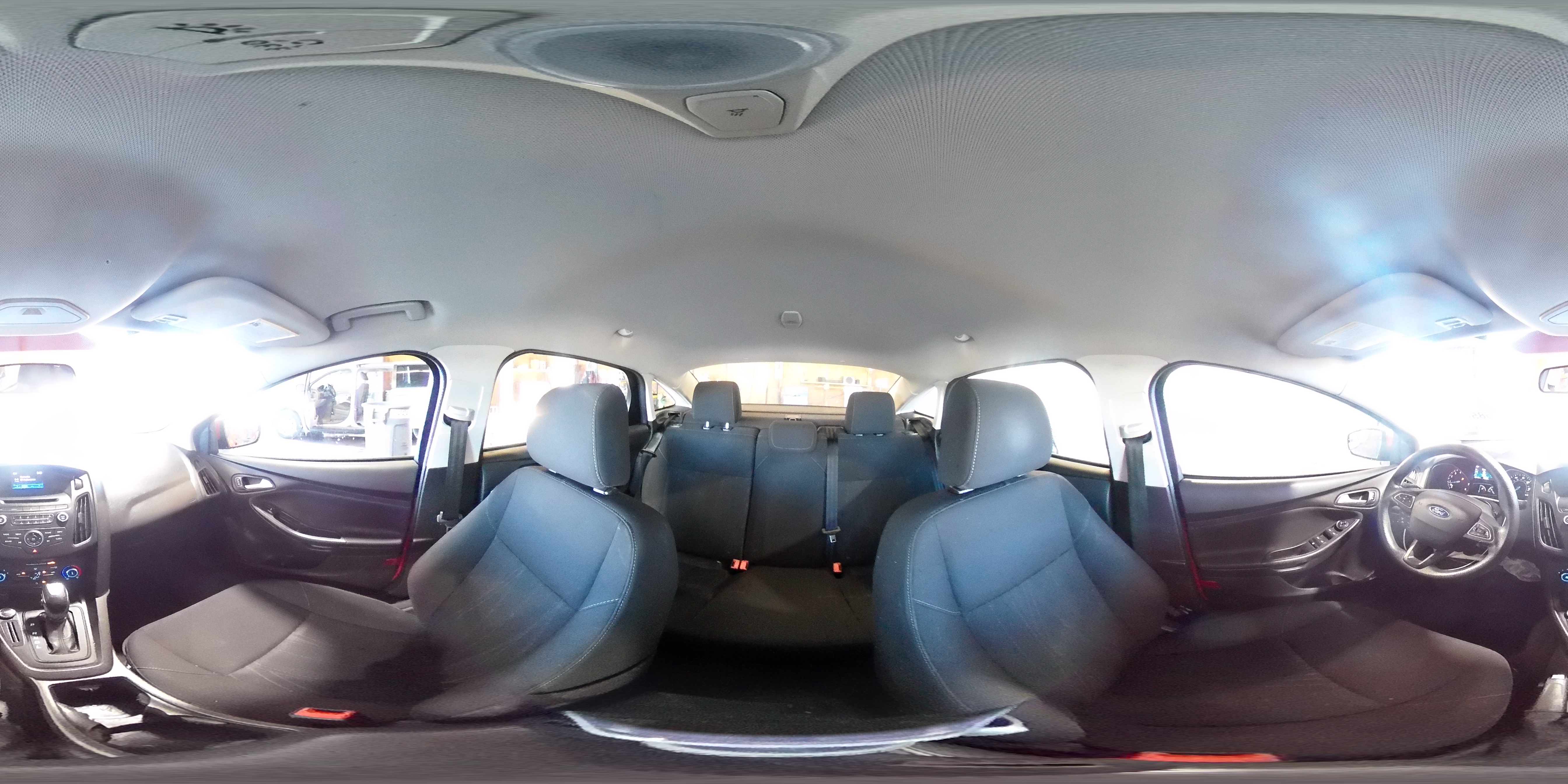 2015 Ford Focus Se VIN: 1FADP3F20FL335182 Lot: 85067885