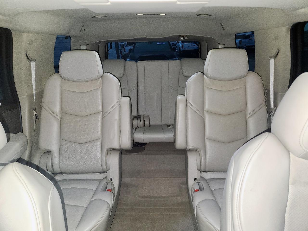 2018 Cadillac Escalade Premium Luxury VIN: 1GYS4CKJ8JR155116 Lot: 89928095