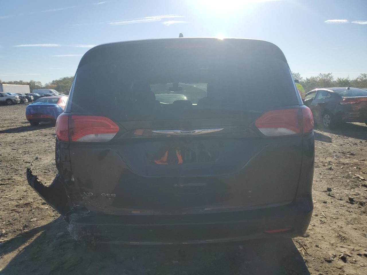 2020 Chrysler Voyager Lxi VIN: 2C4RC1DG4LR257247 Lot: 82579125