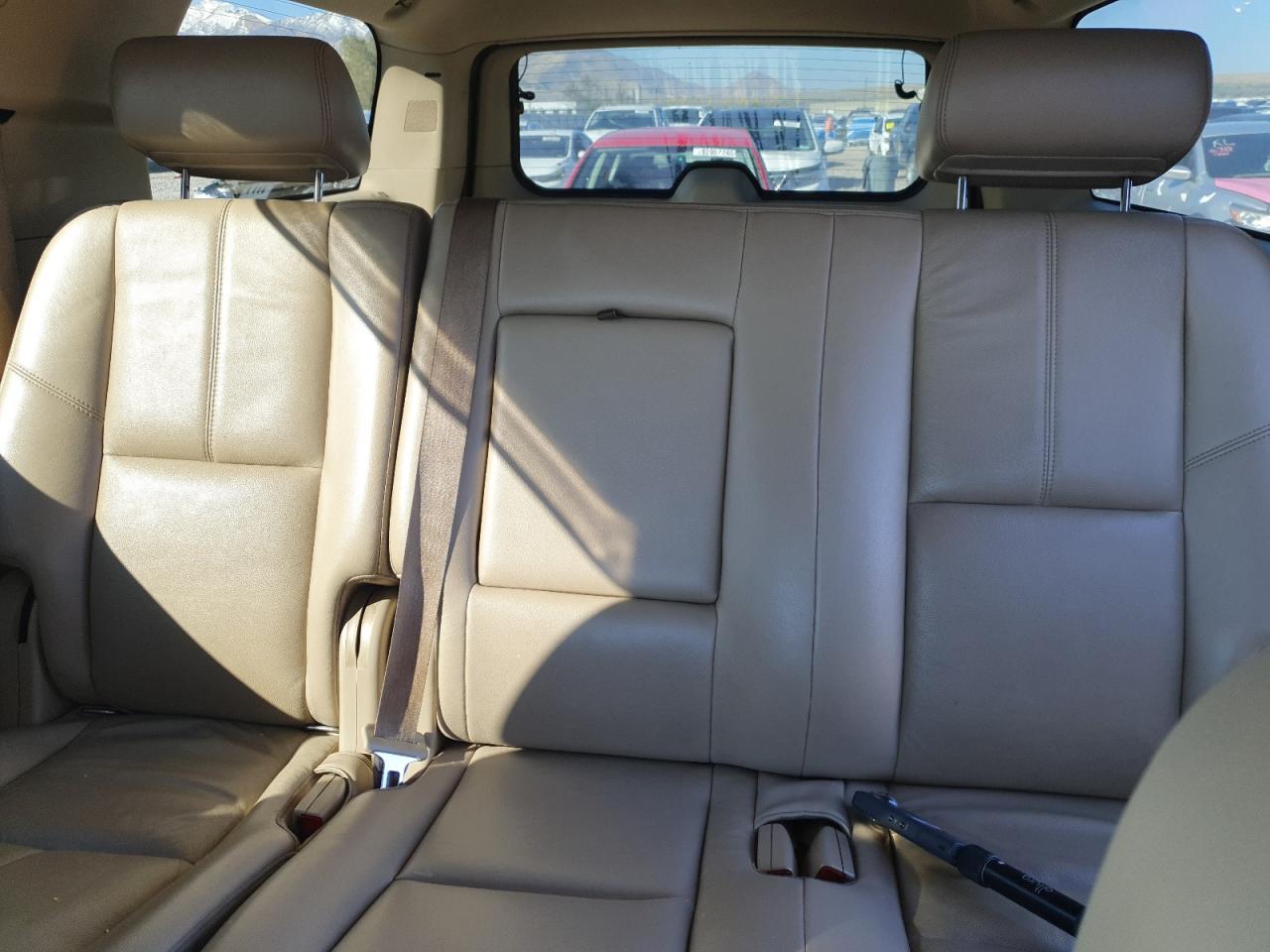 2008 Chevrolet Suburban K1500 Ls VIN: 3GNFK16398G303305 Lot: 82225365