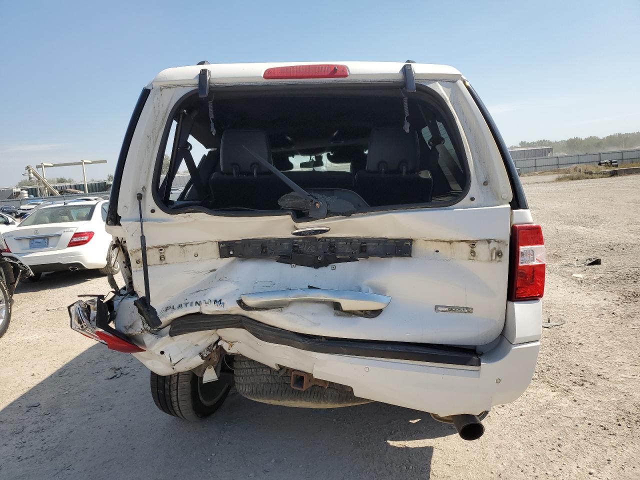 2015 Ford Expedition El Platinum VIN: 1FMJK1MTXFEF24708 Lot: 84944845