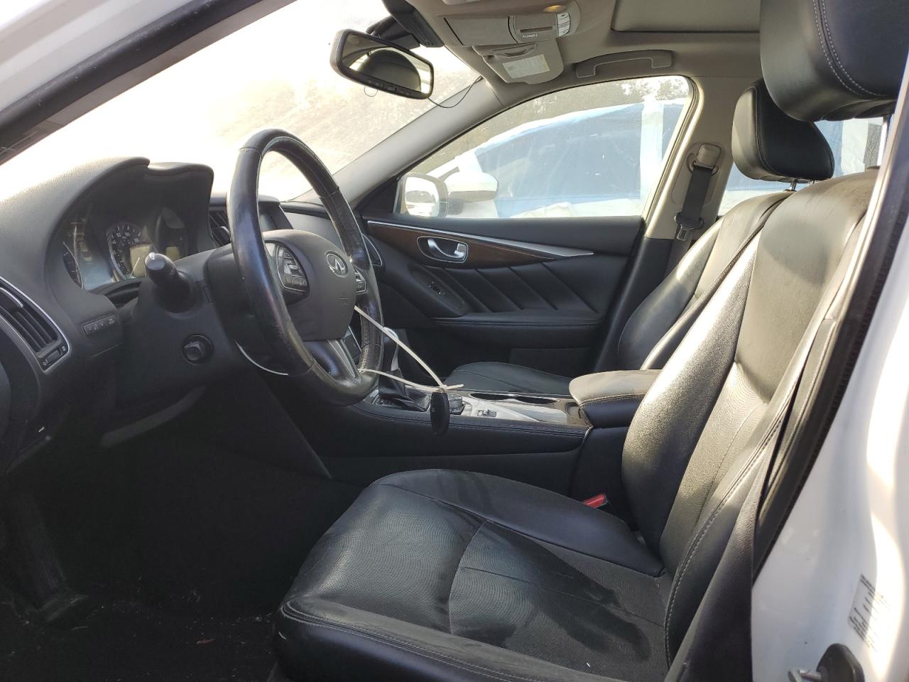 2015 Infiniti Q50 Base VIN: JN1BV7AR4FM396292 Lot: 82237055