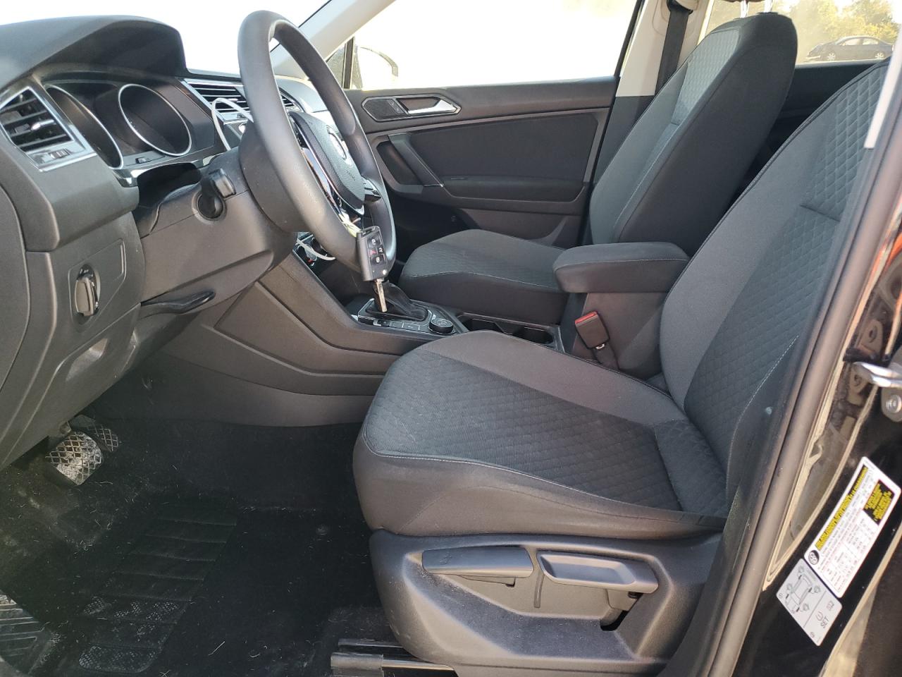 2018 Volkswagen Tiguan S VIN: 3VV0B7AX2JM061784 Lot: 84416415