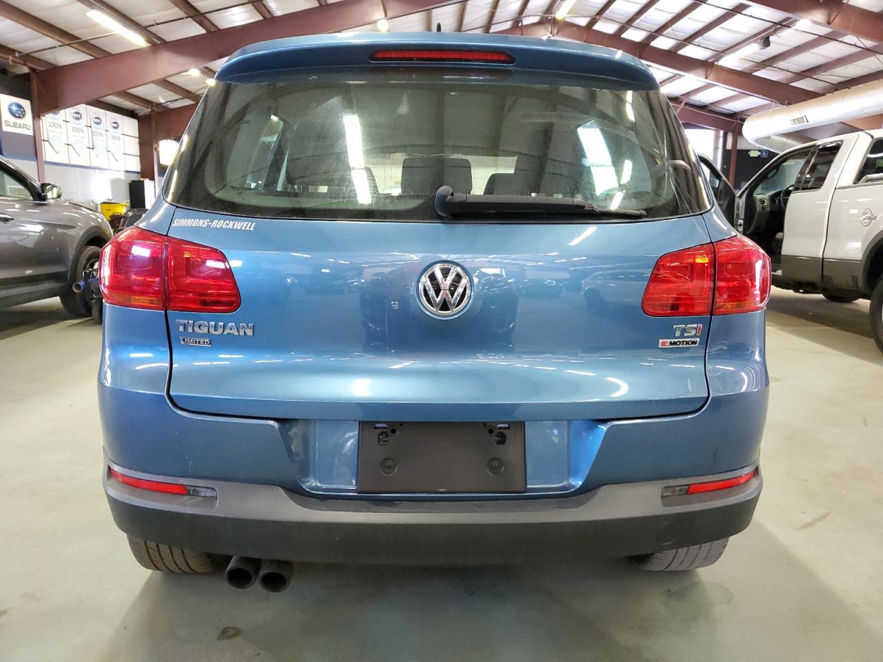 2018 Volkswagen Tiguan Limited VIN: WVGBV7AX4JK000826 Lot: 85541545