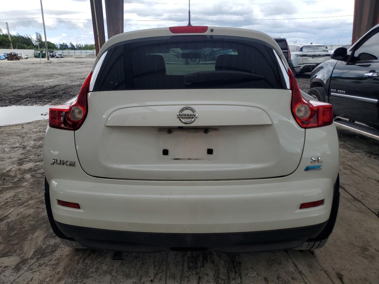 2014 Nissan Juke S VIN: JN8AF5MR4ET359502 Lot: 85597365