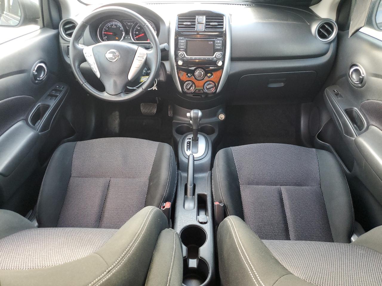 2018 Nissan Versa S VIN: 3N1CN7AP9JL861123 Lot: 86790105