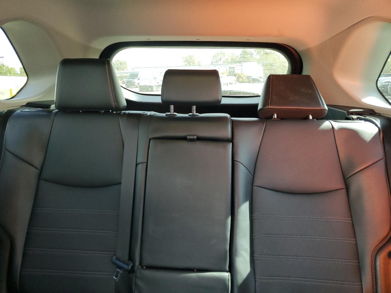 2022 Toyota Rav4 Xle Premium VIN: 4T3B6RFV2NU102904 Lot: 82227025