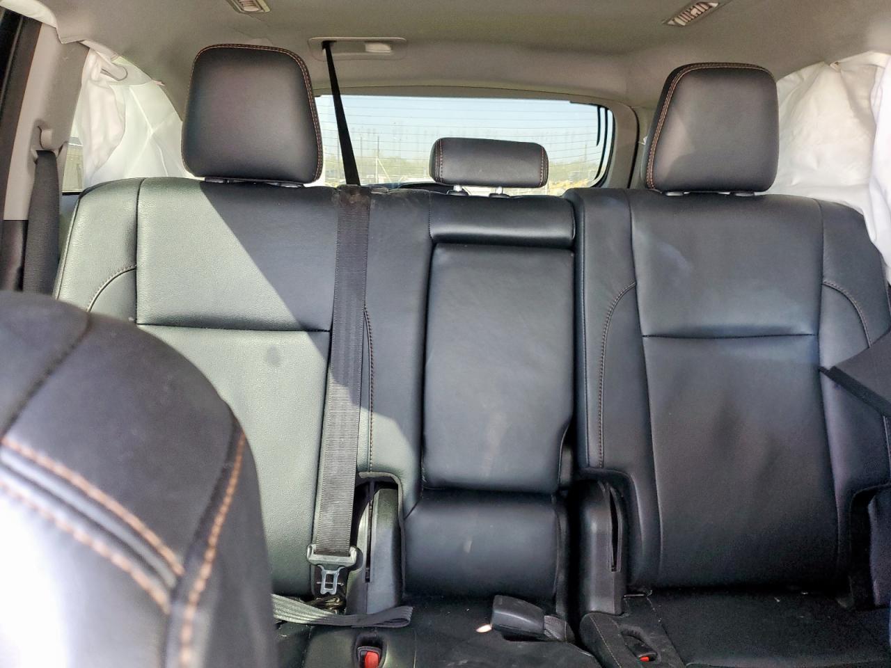 2018 Toyota Highlander Se VIN: 5TDKZRFHXJS283683 Lot: 86243155