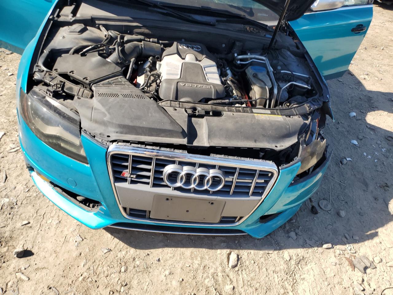 2010 Audi S4 Premium Plus VIN: WAUDGAFLXAA153451 Lot: 85926295