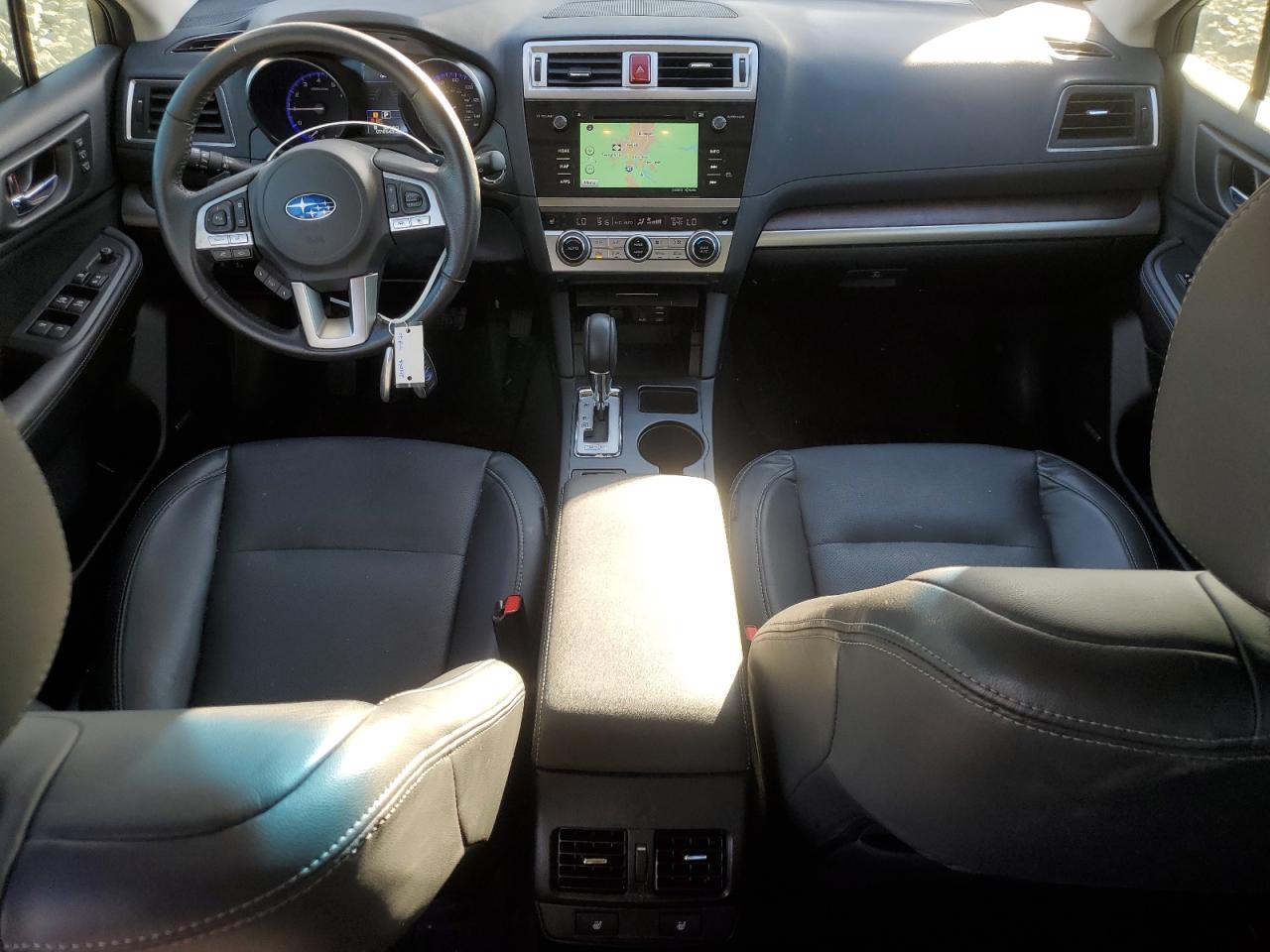 2016 Subaru Outback 2.5I Limited VIN: 4S4BSANC3G3355289 Lot: 84200235