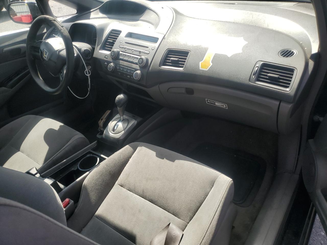 2008 Honda Civic Lx VIN: 1HGFA16548L031571 Lot: 81709175