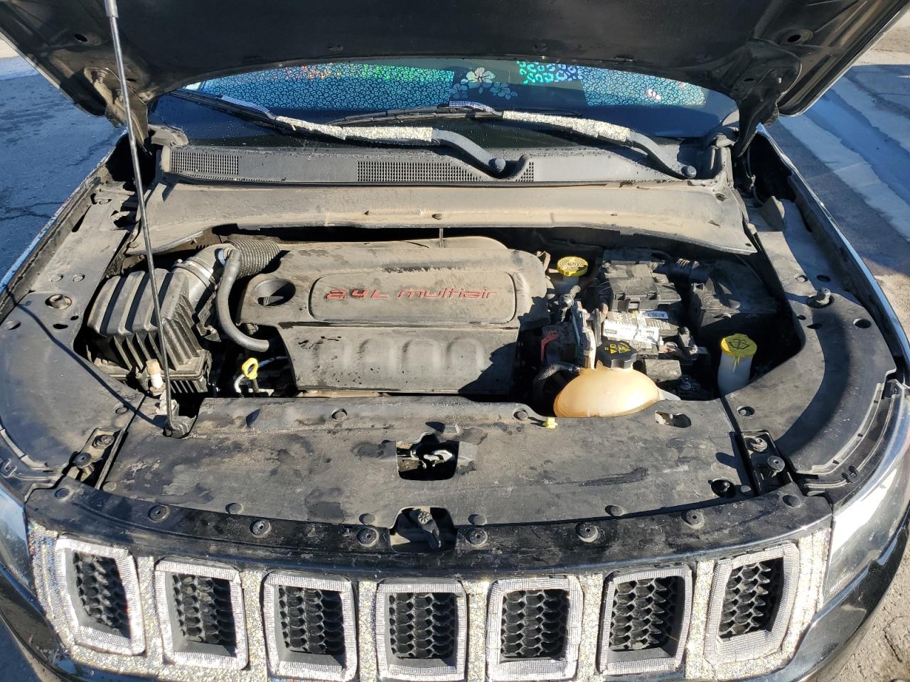 2018 Jeep Compass Latitude VIN: 3C4NJCBB6JT285925 Lot: 82491835