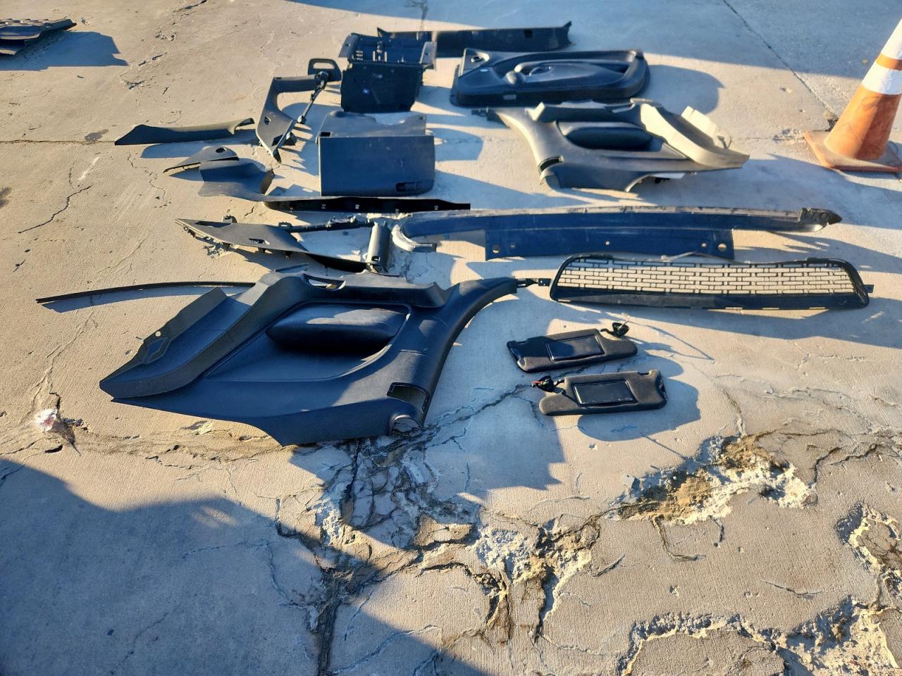 2018 Dodge Challenger Sxt VIN: 2C3CDZAG6JH328168 Lot: 90896255