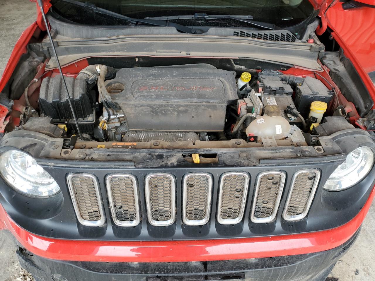 2017 Jeep Renegade Latitude VIN: ZACCJABB4HPF18584 Lot: 87101375