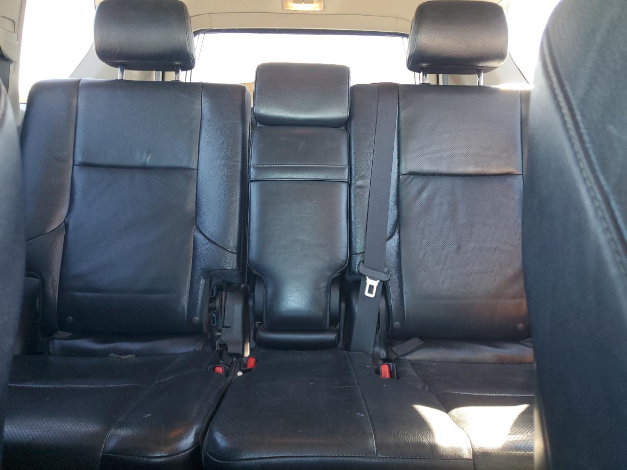 2015 Lexus Gx 460 VIN: JTJBM7FX1F5117041 Lot: 84700915