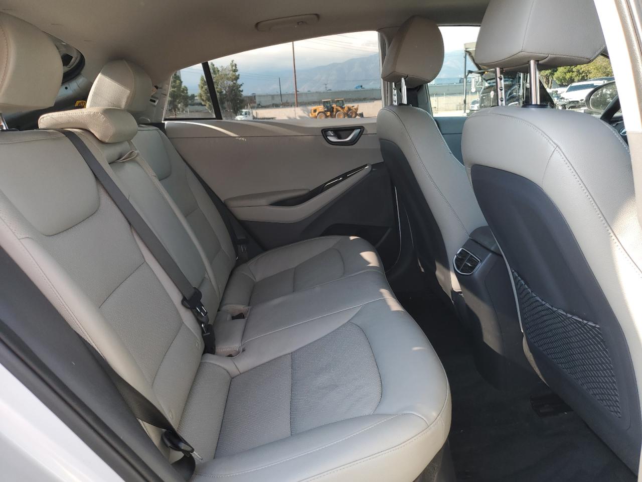 2018 Hyundai Ioniq Limited VIN: KMHC05LC0JU064917 Lot: 82534845