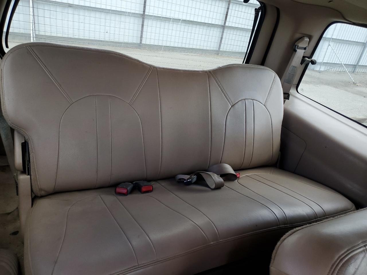 1999 Ford Expedition VIN: 1FMRU1763XLA82435 Lot: 82175915