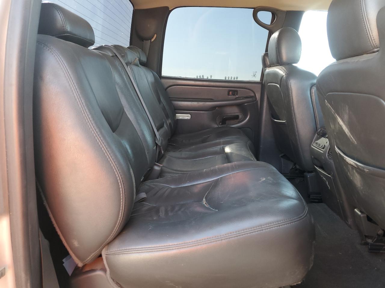 2005 Chevrolet Silverado K2500 Heavy Duty VIN: 1GCHK23U65F897501 Lot: 87408535