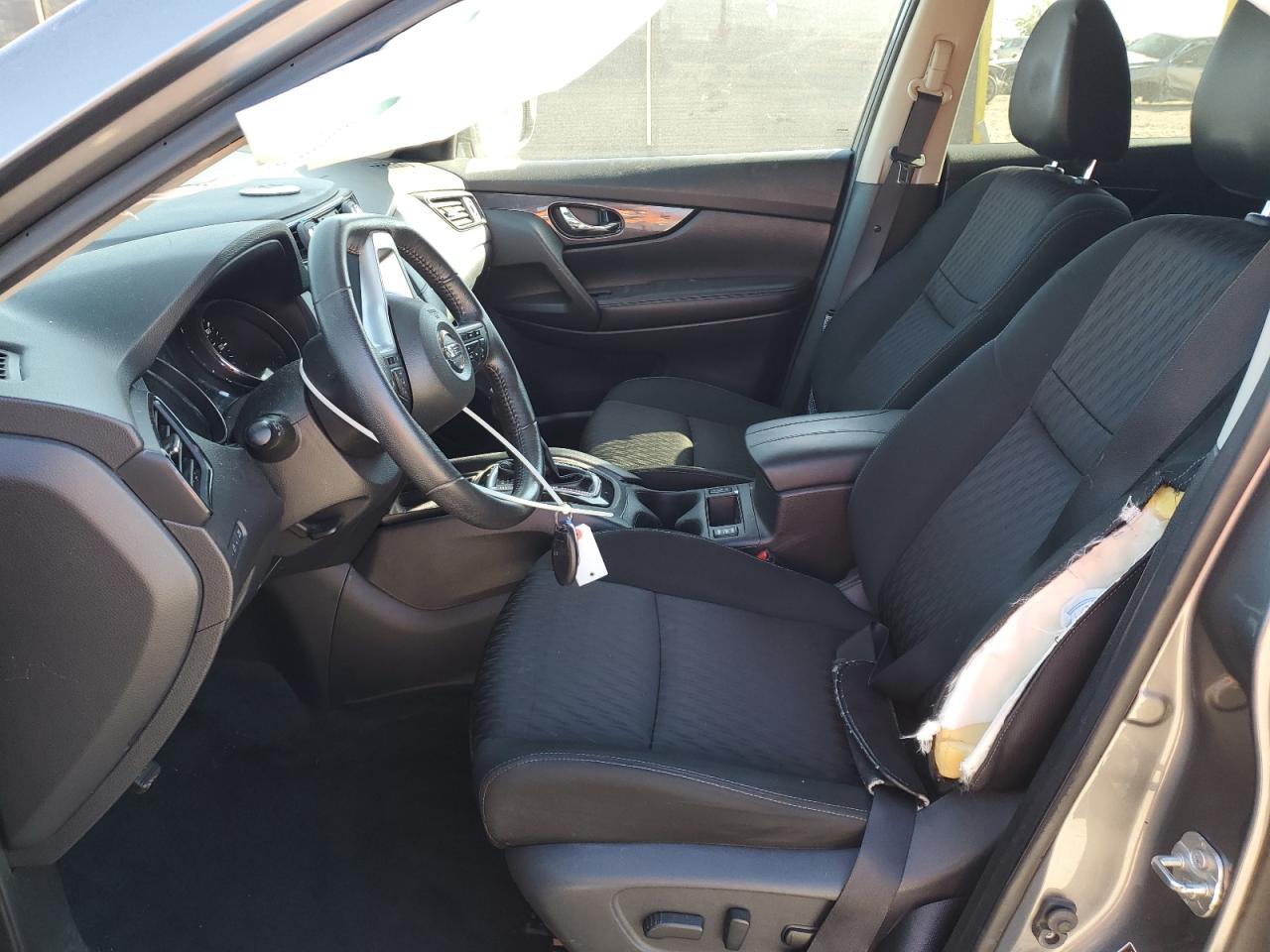 2019 Nissan Rogue S VIN: KNMAT2MV7KP553932 Lot: 82458685