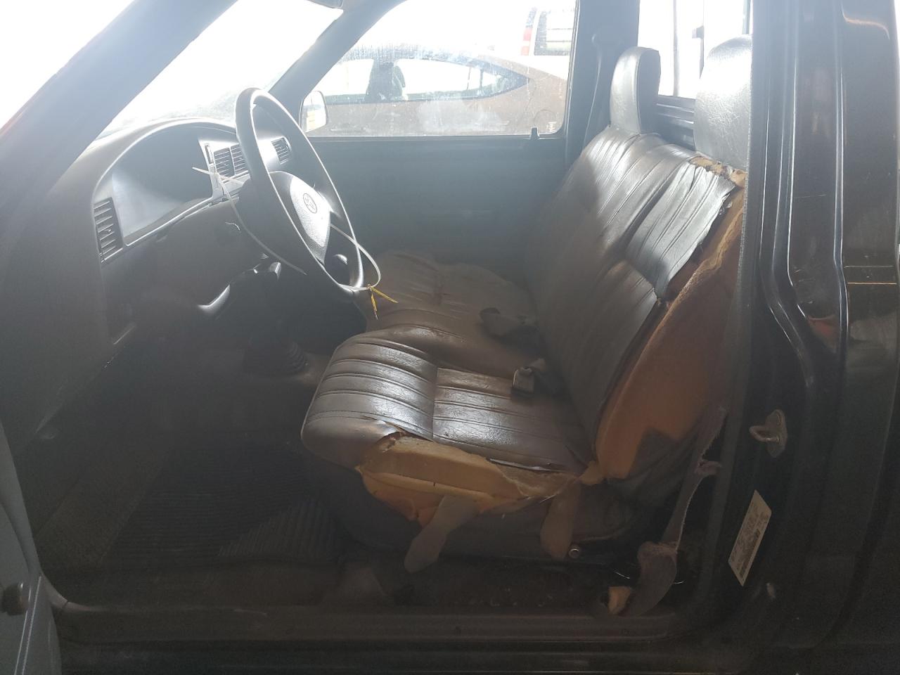 1992 Toyota Pickup 1/2 Ton Short Wheelbase VIN: JT4RN81A9N0088603 Lot: 82313845