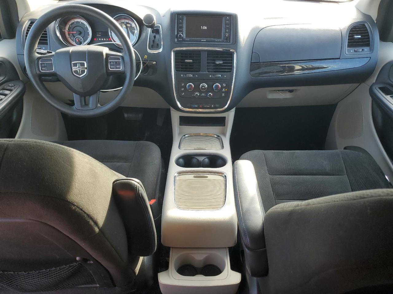 2016 Dodge Grand Caravan Sxt VIN: 2C4RDGCG6GR372827 Lot: 81994065