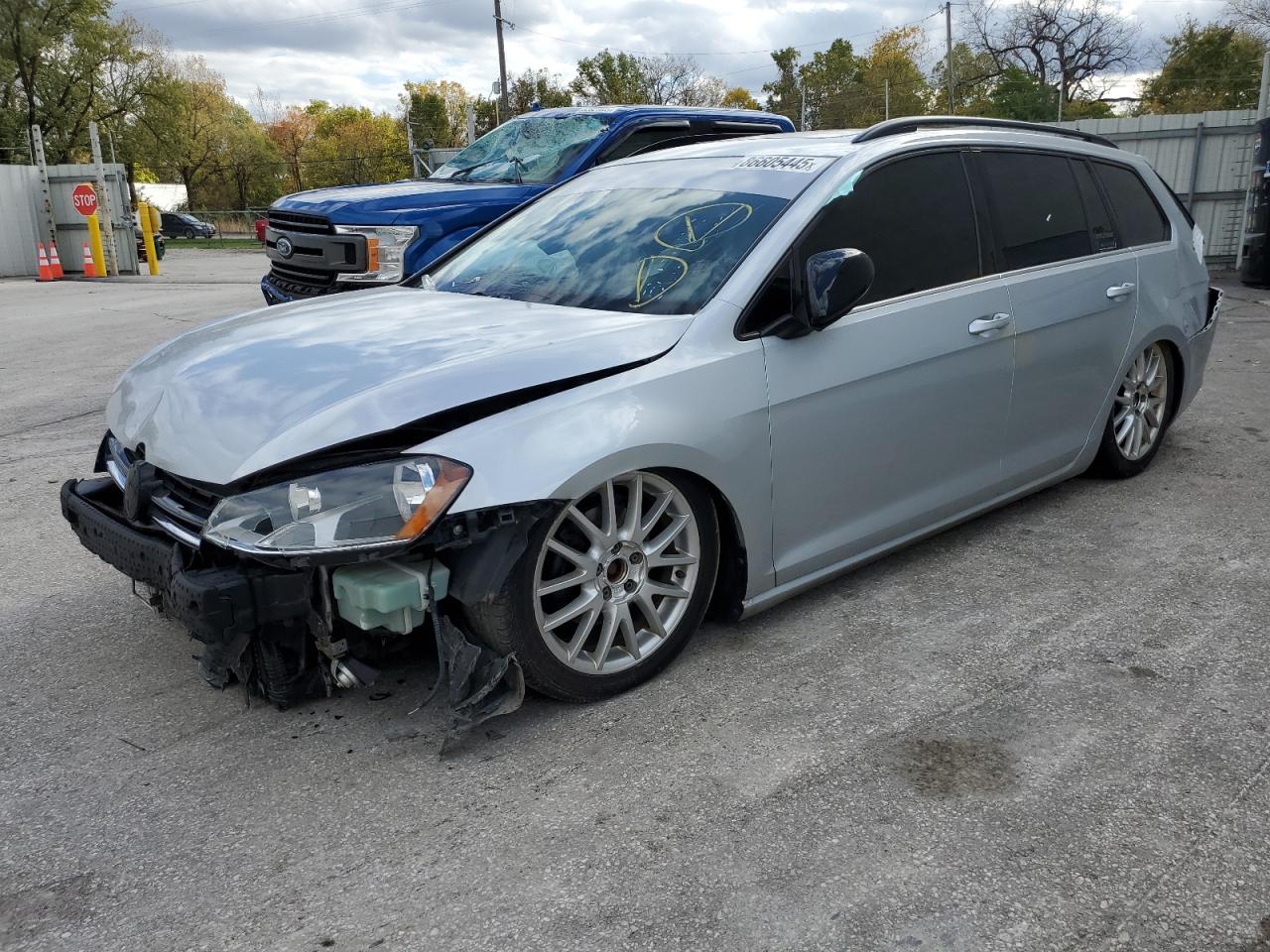 2015 Volkswagen Golf Sportwagen S