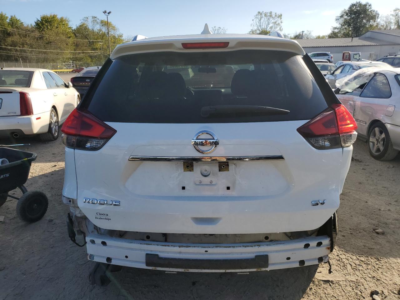 2017 Nissan Rogue S VIN: KNMAT2MT6HP546414 Lot: 84610095