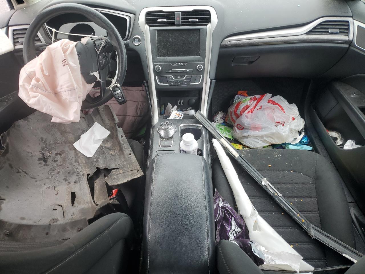 2020 Ford Fusion Se VIN: 3FA6P0HD3LR124710 Lot: 82255815