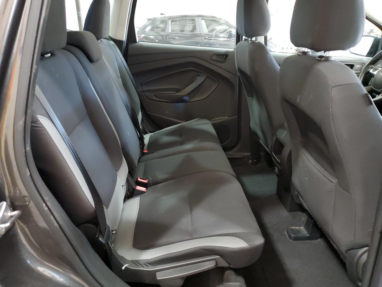 2015 Ford Escape S VIN: 1FMCU0F74FUB54942 Lot: 89826155