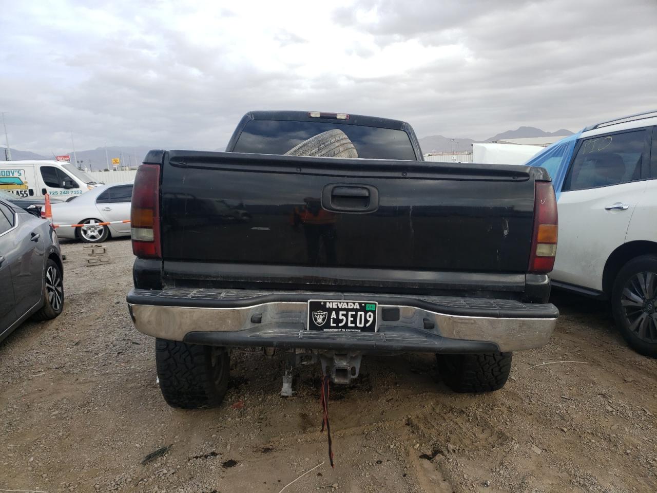 2002 Chevrolet Silverado C1500 Heavy Duty VIN: 1GCGC13U42F242591 Lot: 86804115