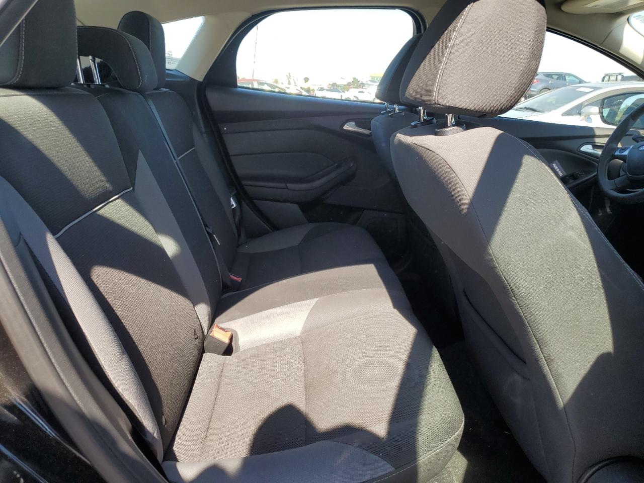 2014 Ford Focus Se VIN: 1FADP3K22EL174385 Lot: 82113785