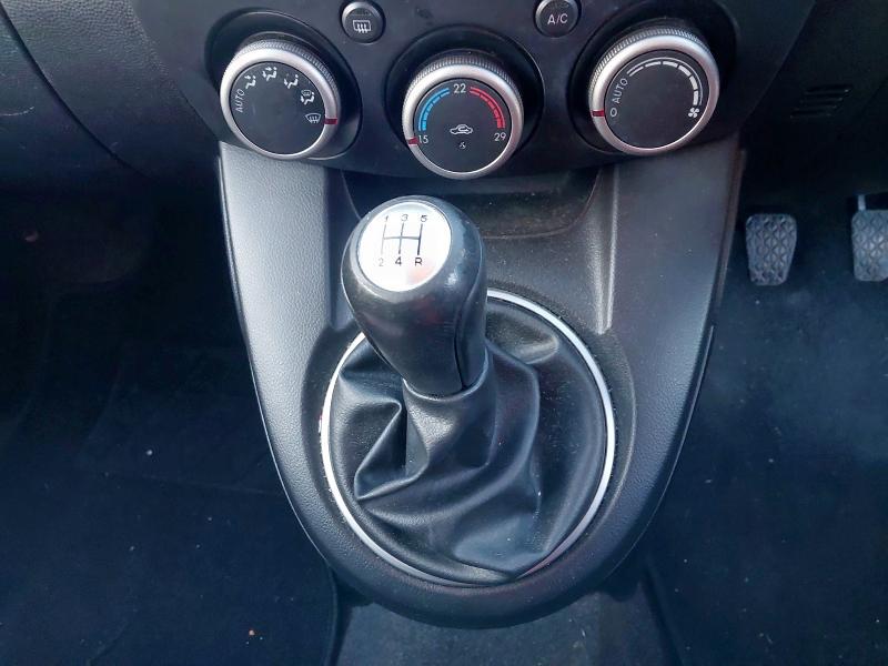 2012 MAZDA 2 1.3 VENTURE EDITION 5DR