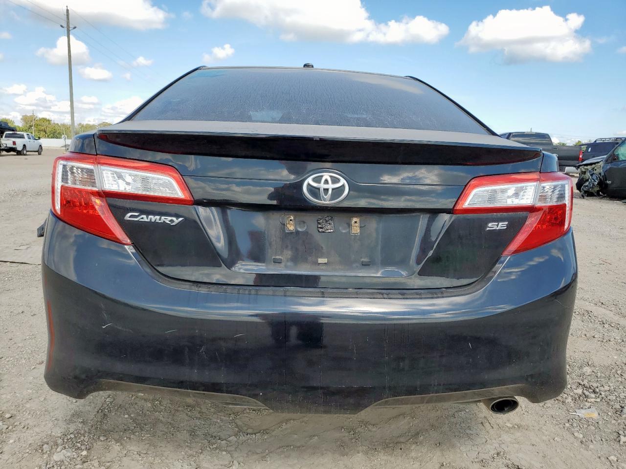 2014 Toyota Camry L VIN: 4T1BF1FK2EU742692 Lot: 84359085