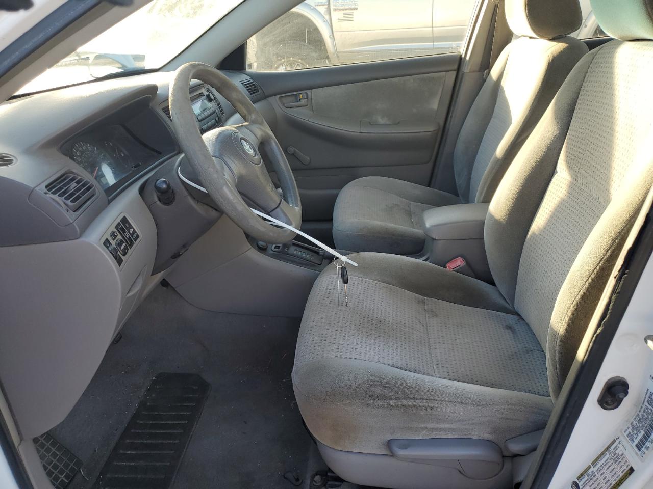 2008 Toyota Corolla Ce VIN: 1NXBR32E18Z033940 Lot: 82187845