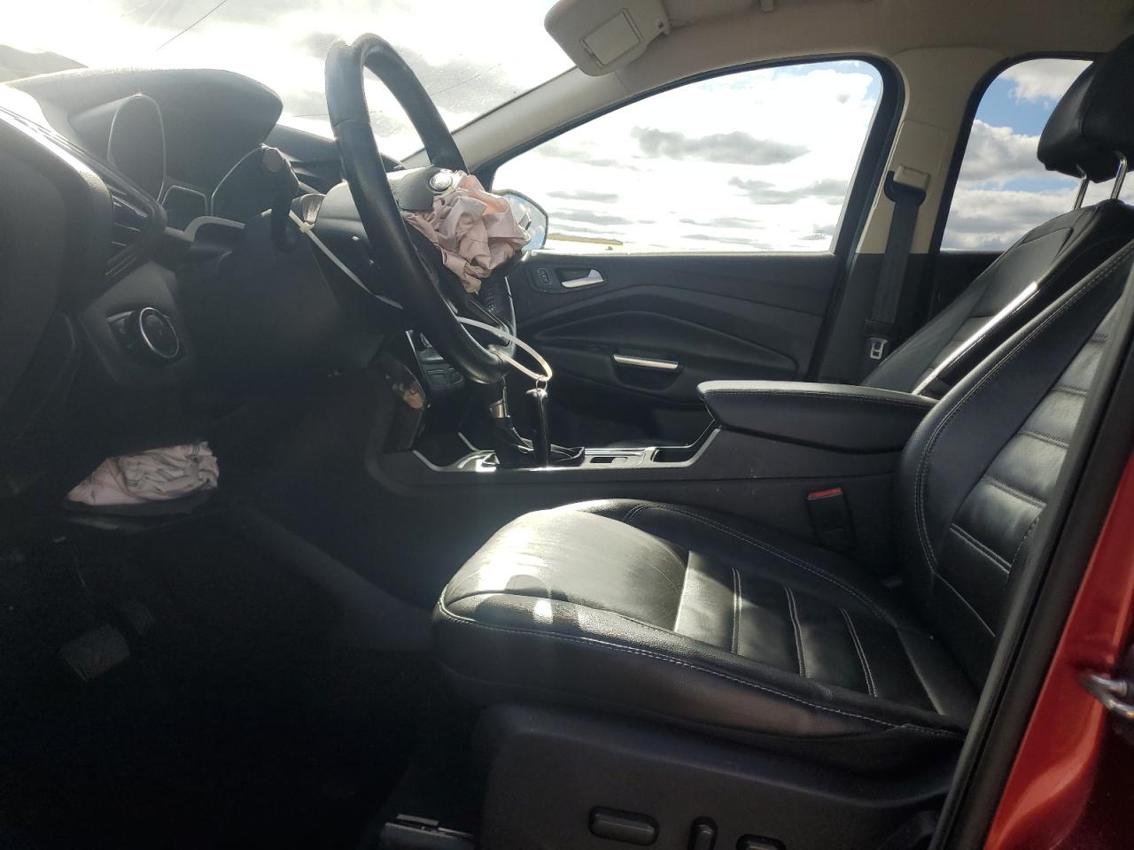 2017 Ford Escape Titanium VIN: 1FMCU9J97HUB15147 Lot: 82276385