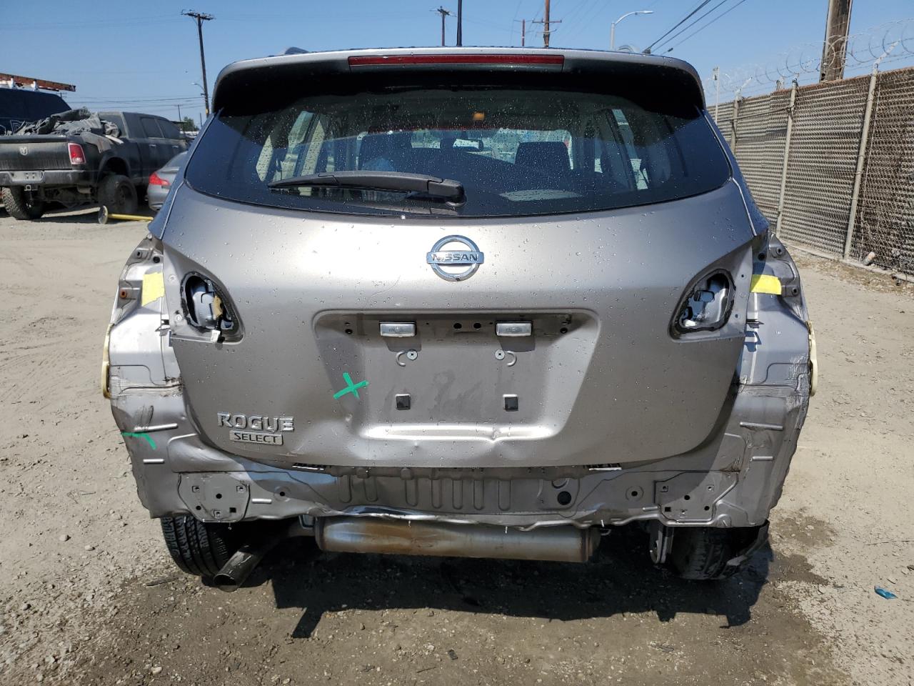 2014 Nissan Rogue Select S VIN: JN8AS5MT4EW102295 Lot: 82236255