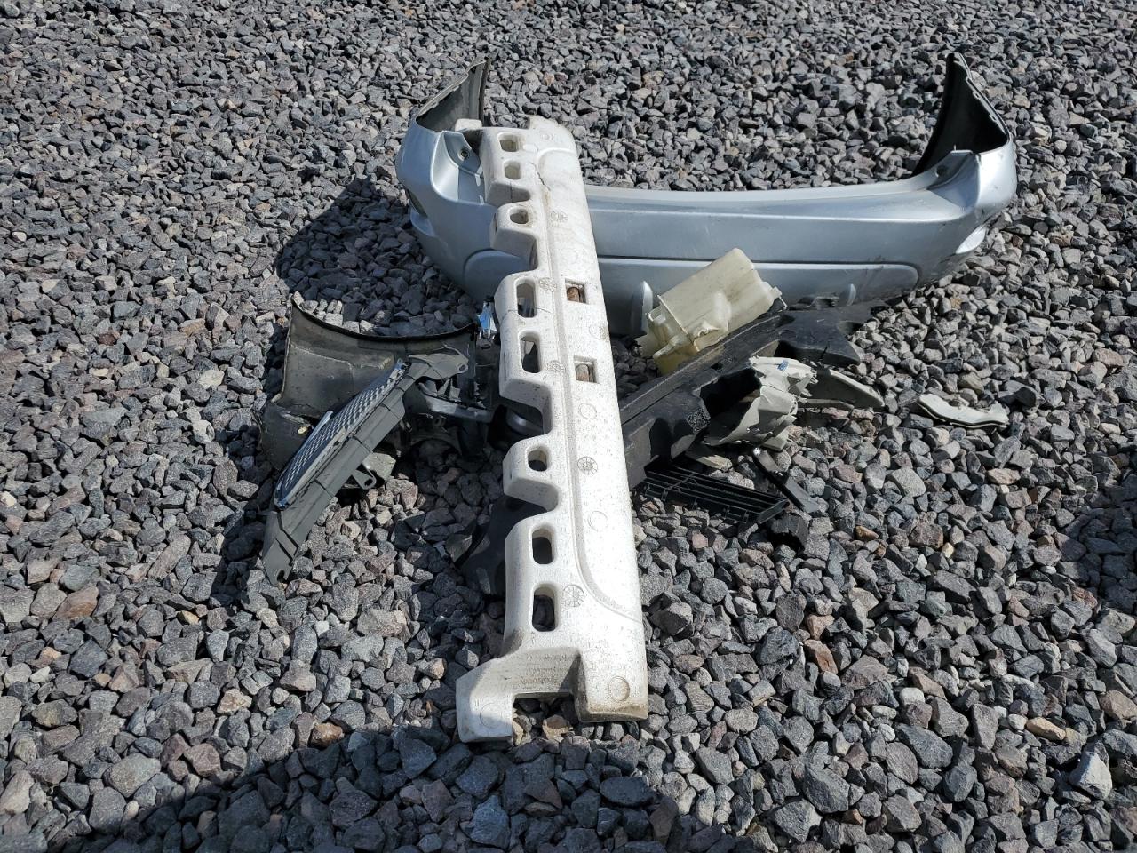 2005 Pontiac Vibe VIN: 5Y2SL63835Z405390 Lot: 85683325