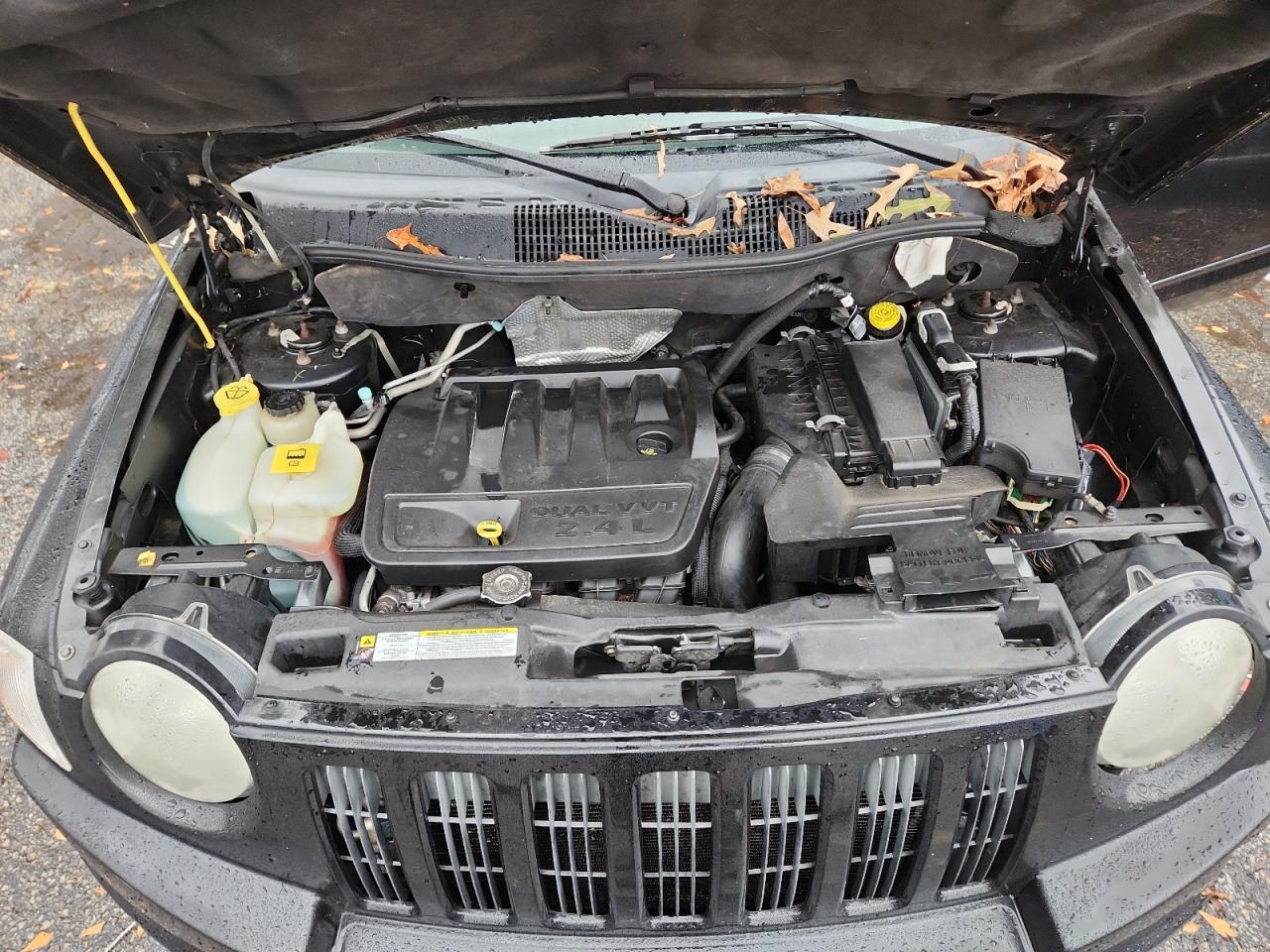 2010 Jeep Compass Sport VIN: 1J4NT4FB9AD612148 Lot: 87001445