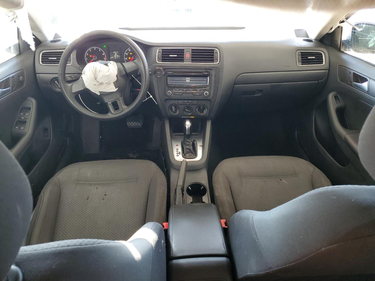 2013 Volkswagen Jetta Base VIN: 3VW2K7AJ2DM258457 Lot: 86142175