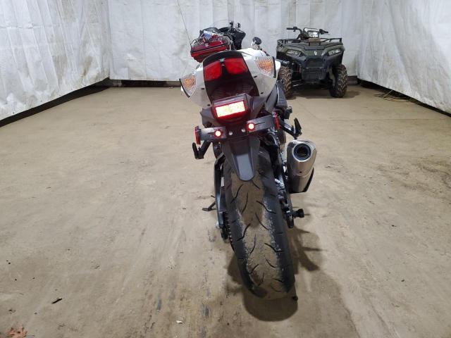 2025 SUZUKI GSX-R600   