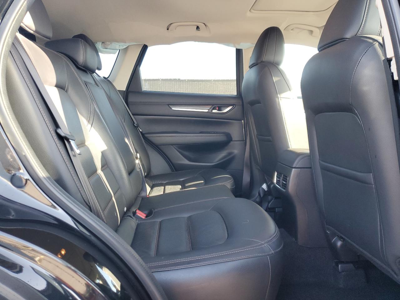 2019 Mazda Cx-5 Grand Touring VIN: JM3KFADM1K1572872 Lot: 84748195