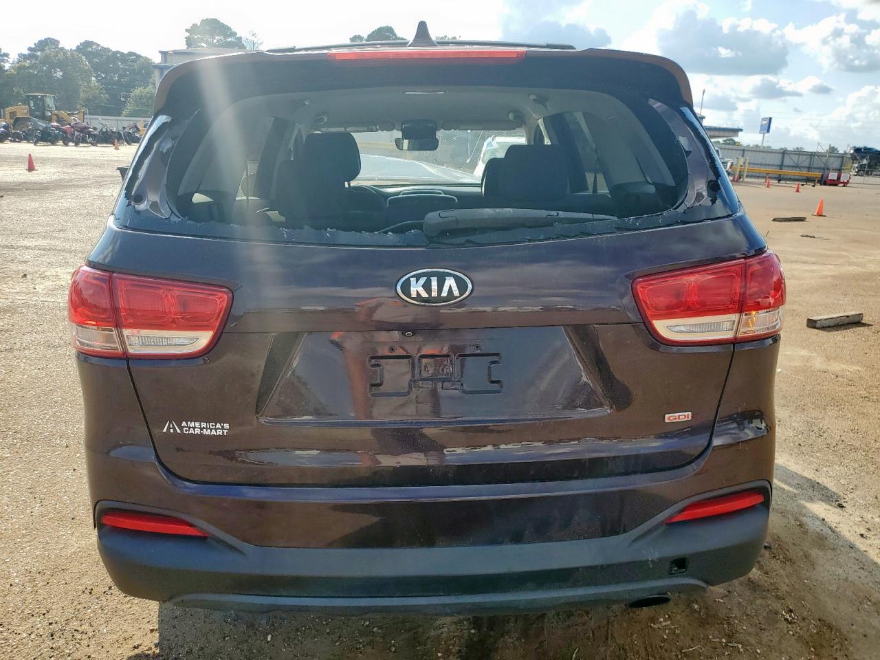 2016 Kia Sorento Lx VIN: 5XYPG4A37GG039375 Lot: 85896575