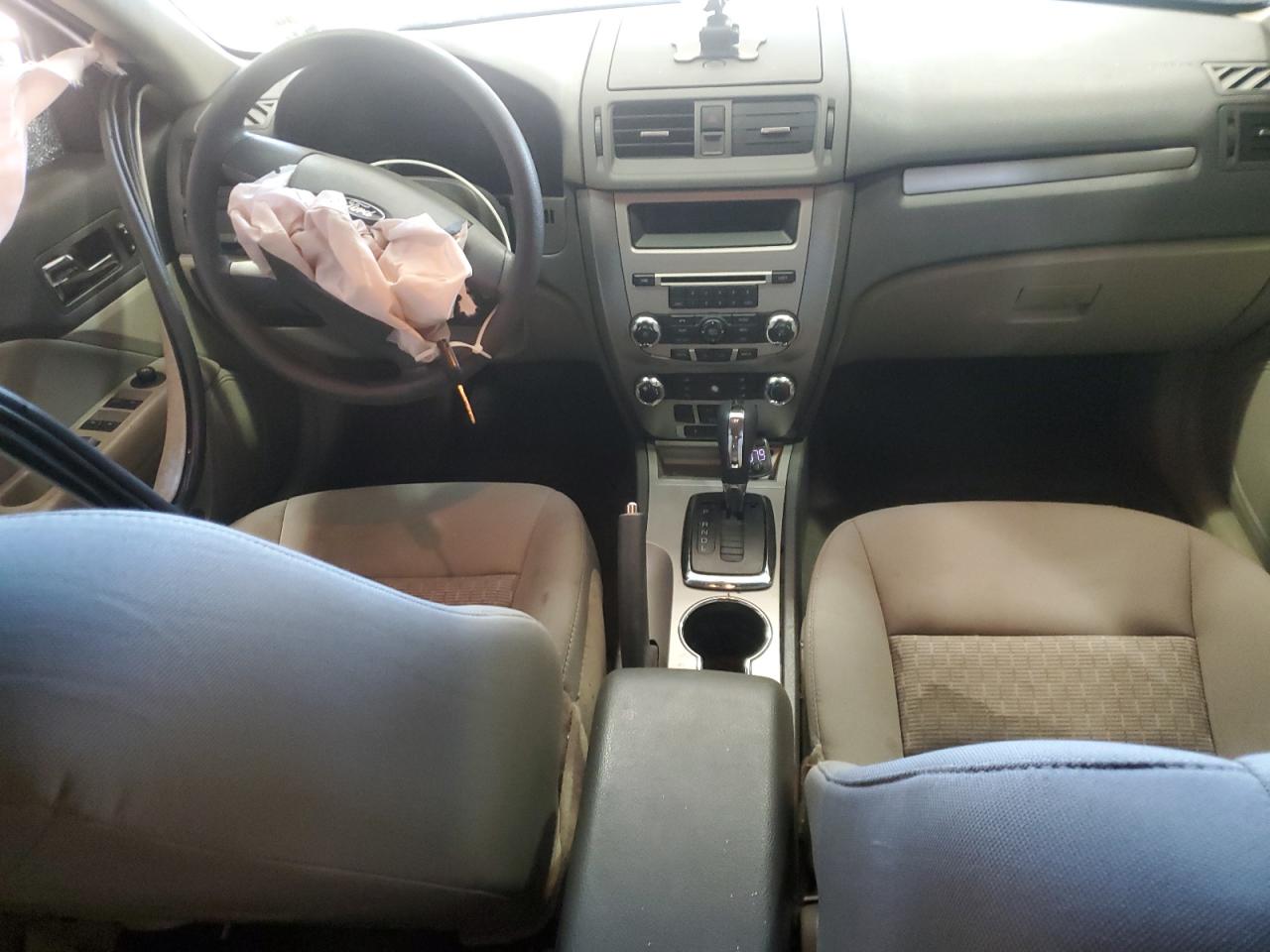 2010 Ford Fusion Se VIN: 3FAHP0HA8AR400343 Lot: 82527945