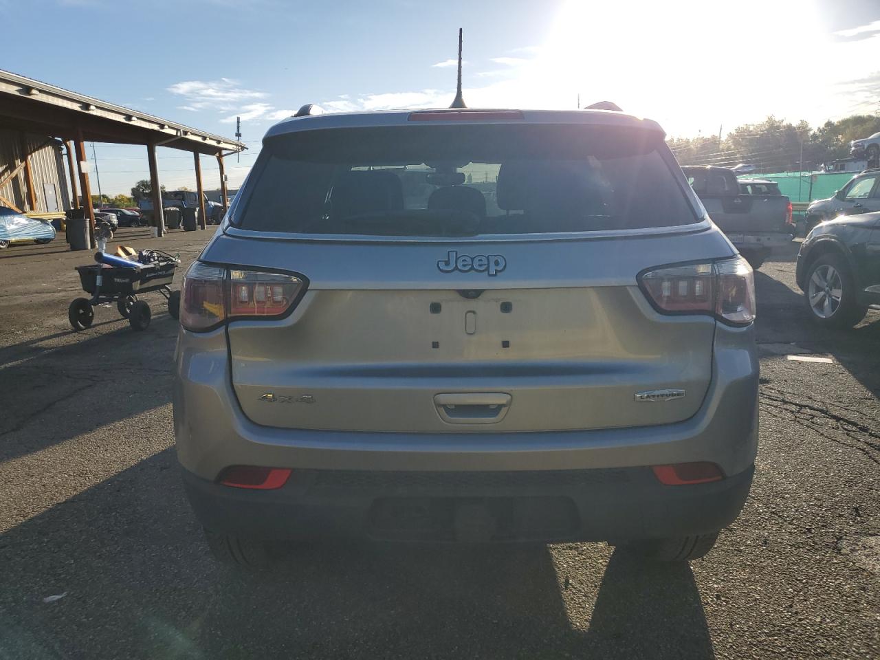 2018 Jeep Compass Latitude VIN: 3C4NJDBB0JT178360 Lot: 86468695