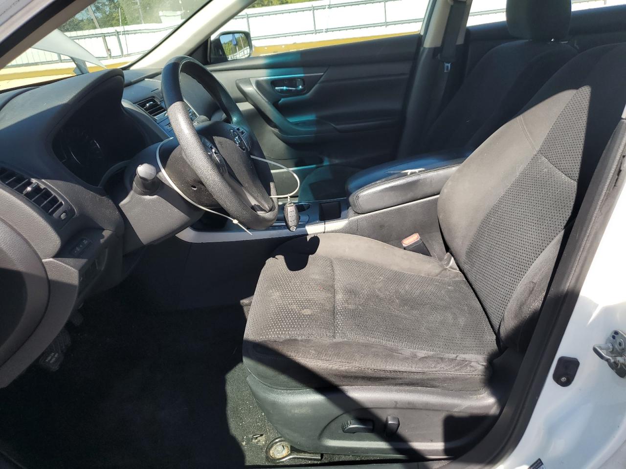 2015 Nissan Altima 2.5 VIN: 1N4AL3AP3FC592077 Lot: 85838705