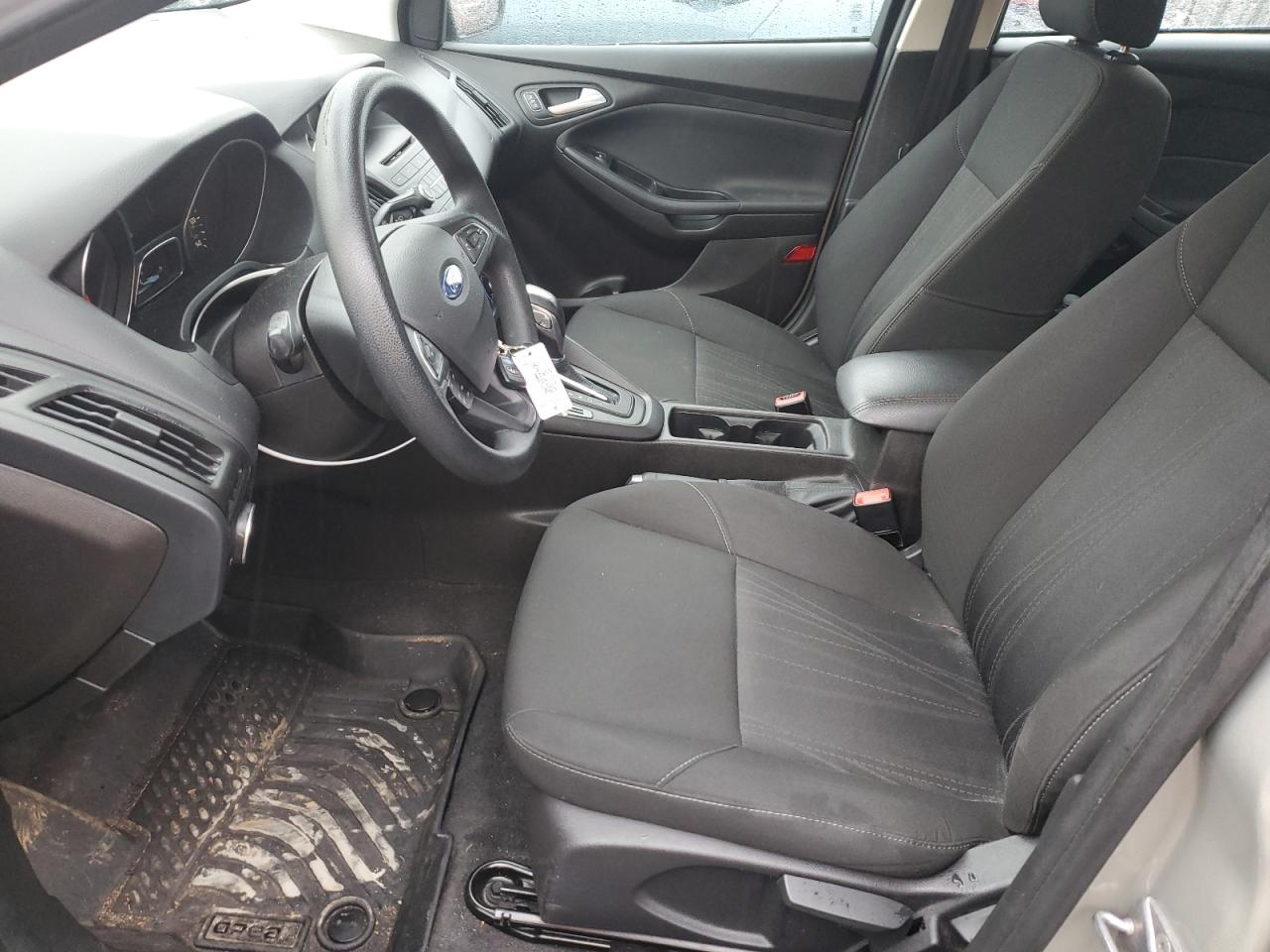 2016 Ford Focus Se VIN: 1FADP3F26GL239915 Lot: 86287415